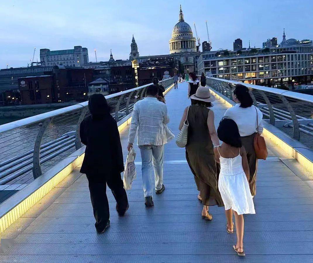 六本书带我们去英国_搜狐网