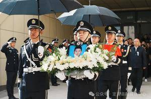 烈士武霖安葬仪式在定襄革命烈士陵园举行_同志_英雄_骨灰