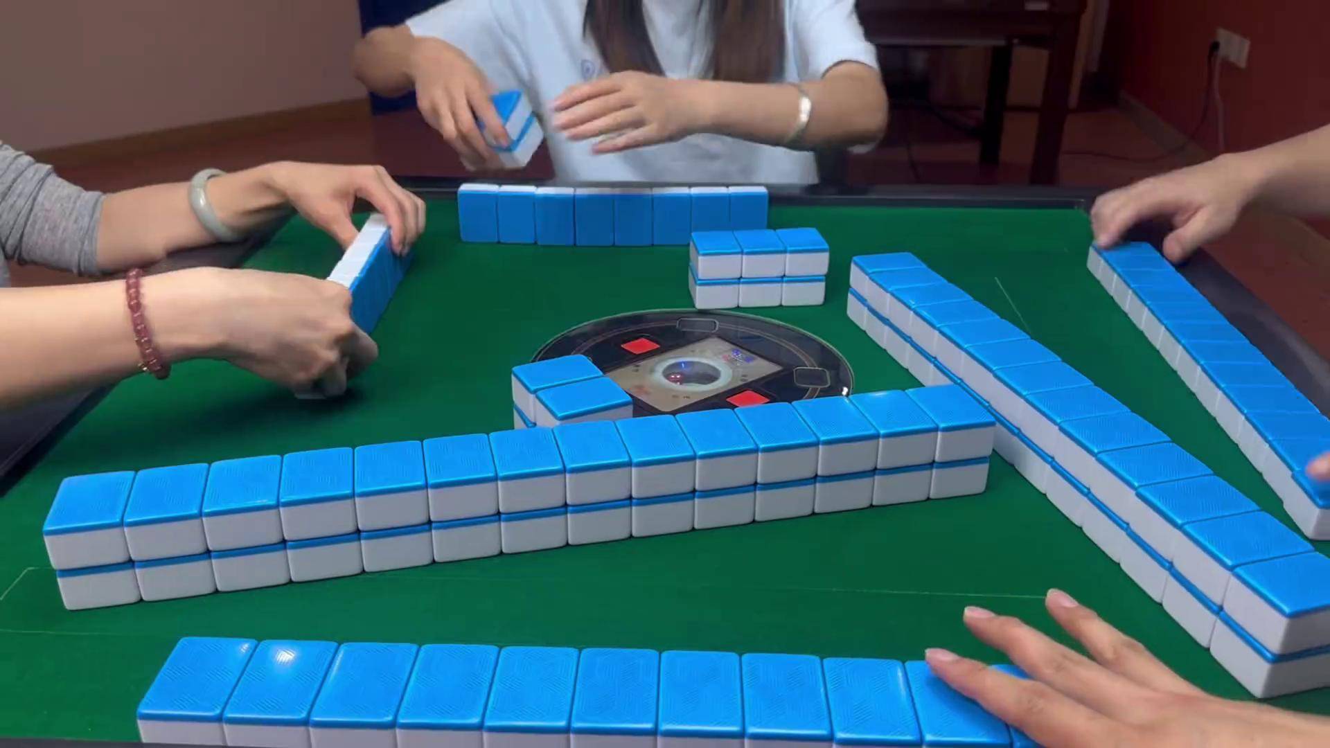 这回终于轮到我了吧 当代牌友的精神状态 贵阳捉鸡麻将 jj麻将 小麻将