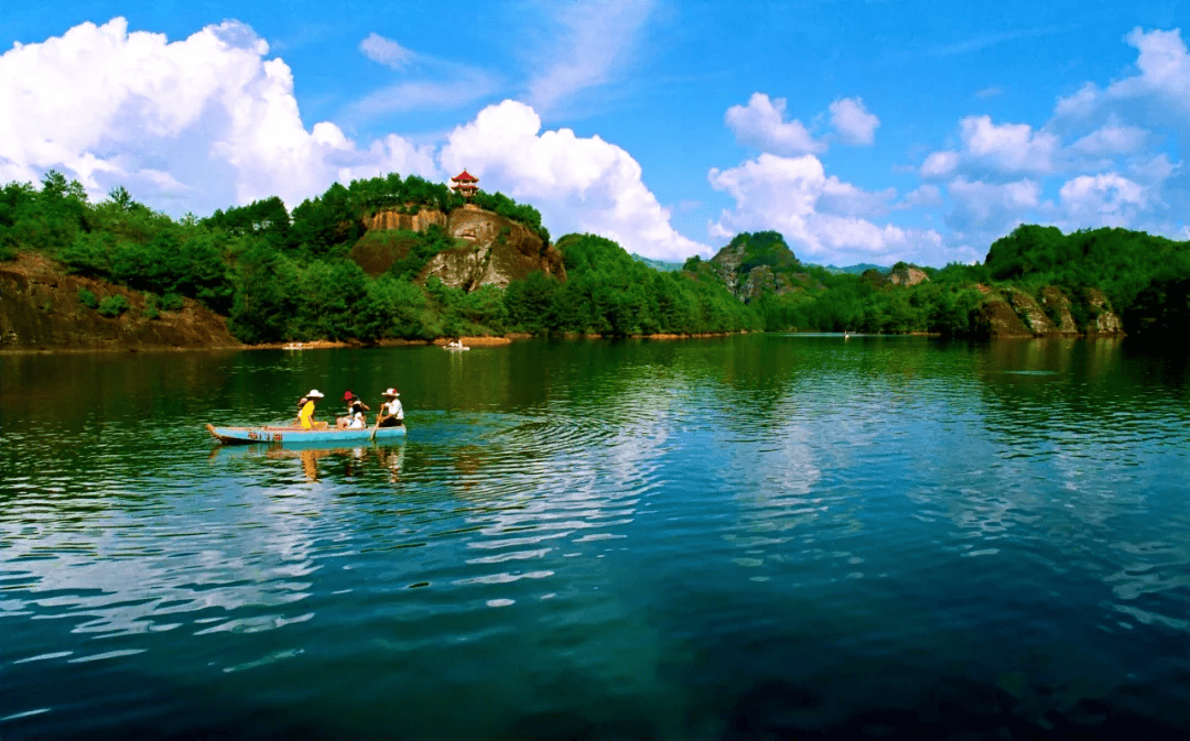 龙岩湖风景区图片