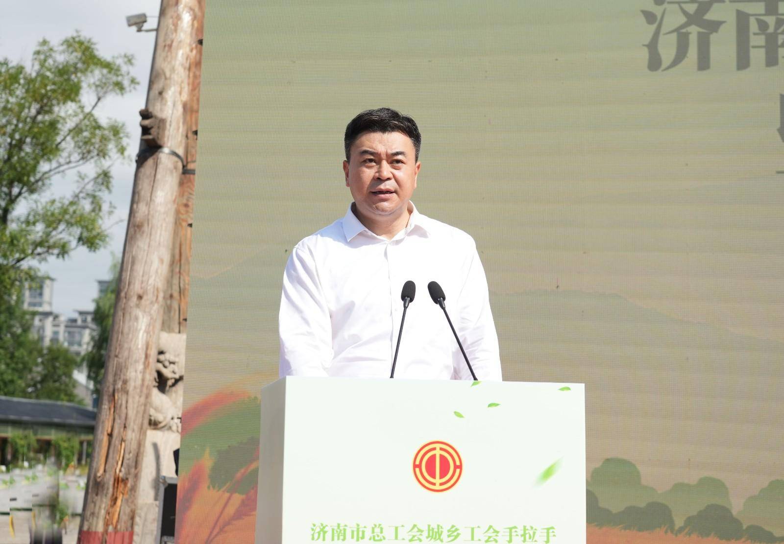 济南市城乡工会手拉手暨新农村建设观摩活动在章丘区举行 济南市城乡工会手拉手暨新农村建设观摩活动在章丘区举行