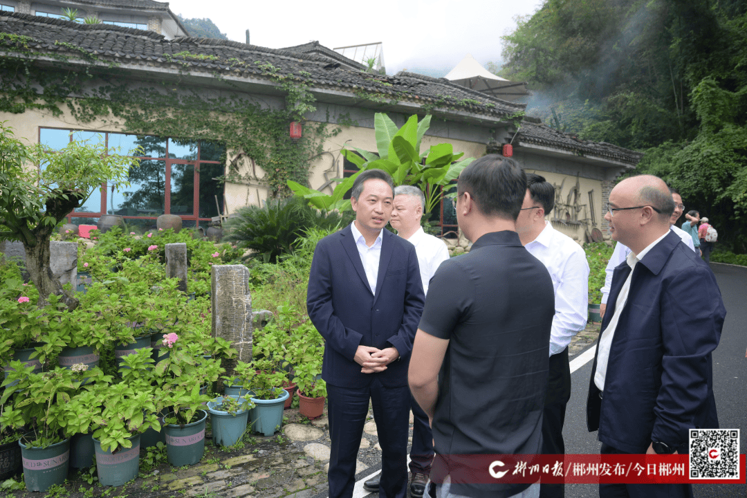 吴巨培先后来到湖南贝泓新材料,顺意玩具厂,燕