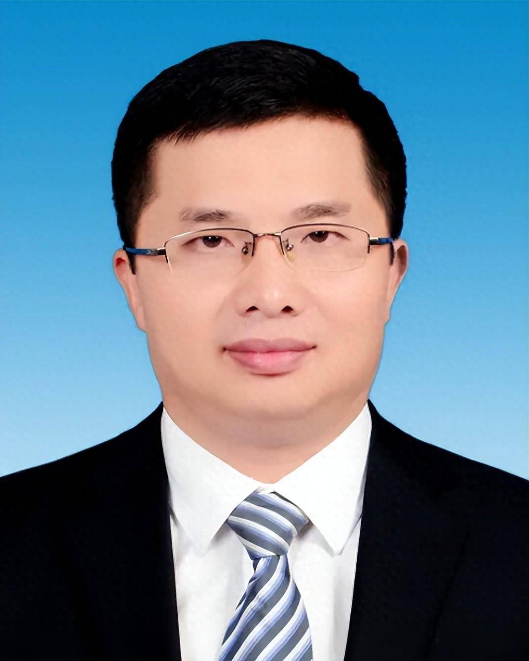 厦大毕业的市委书记,拟任新职(附简历)_贵州省_黔西南州_顾先林