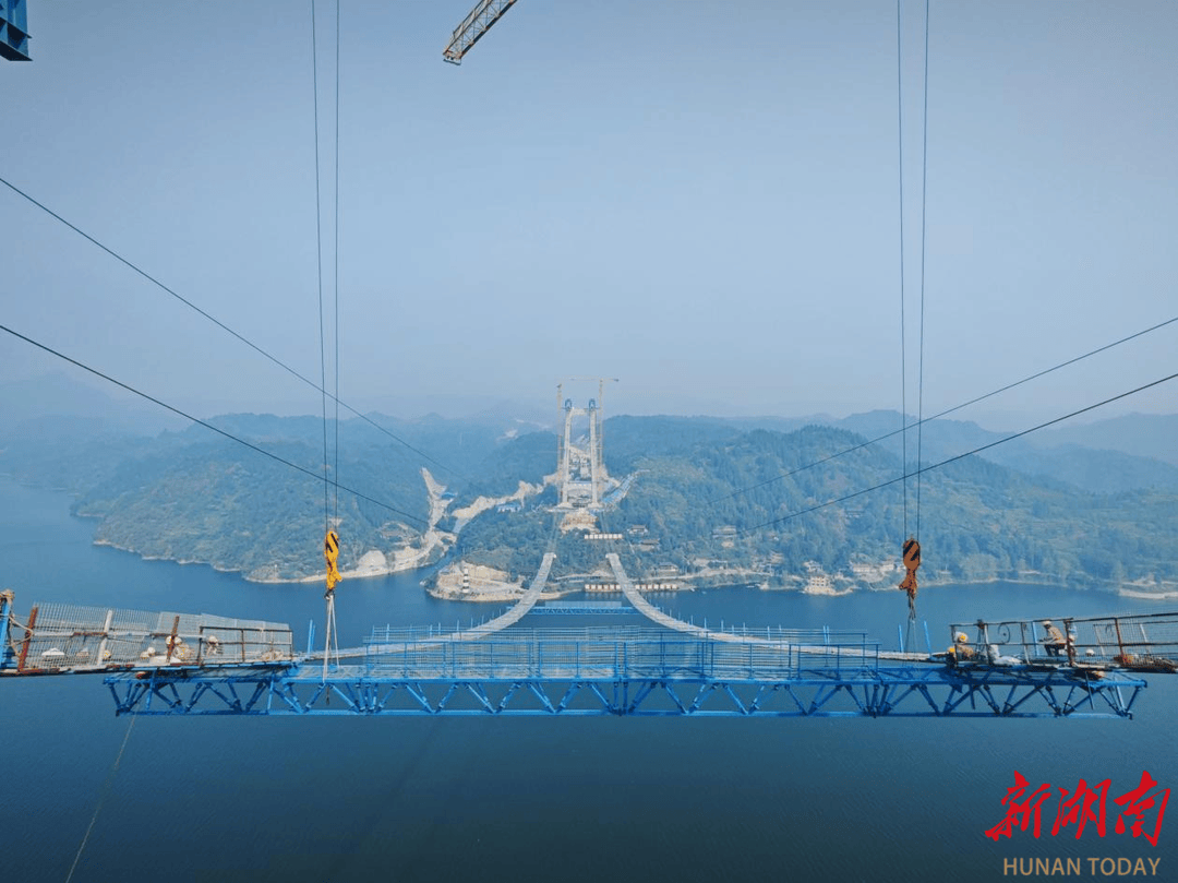 湖南“第二座矮寨大桥”悄然建设中_洞庭_施工_沅陵县