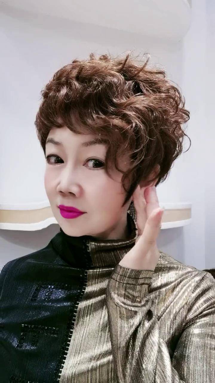 未来会怎样要用力走下去才知道,路还很长,天总会亮 ef时尚假发 假发