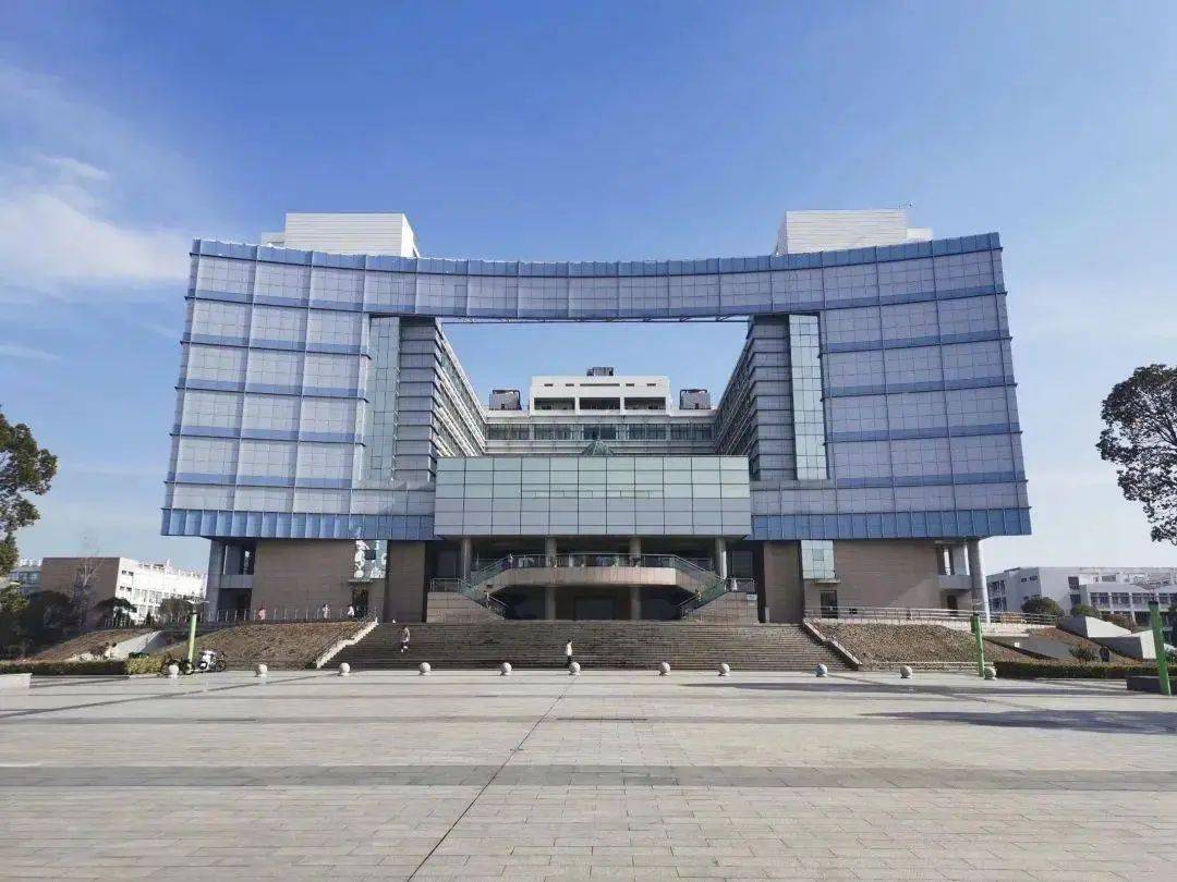安徽财经大学211(安徽财经大学21审计1班孙心悦)
