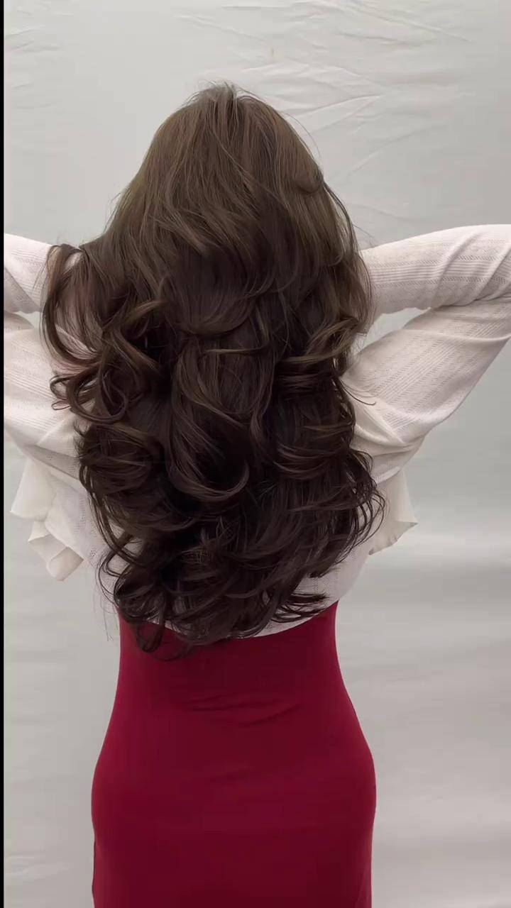 剪烫符合当下美感烫发一种很新的烫发 复活烫高层次大波浪烫的好了美