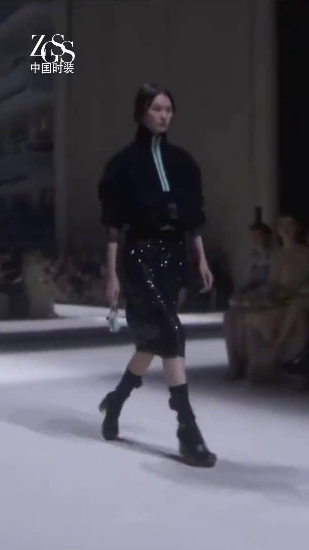 获封"亚洲秀霸大家眼中的时装周 时装走秀 t台走秀 中国时装