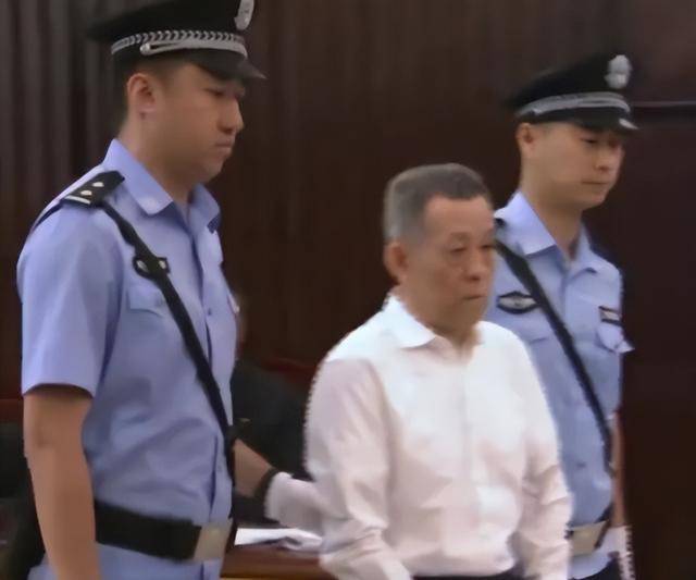 独霸辽宁大连多年的几个黑老大覆灭记,你们都听说过几个