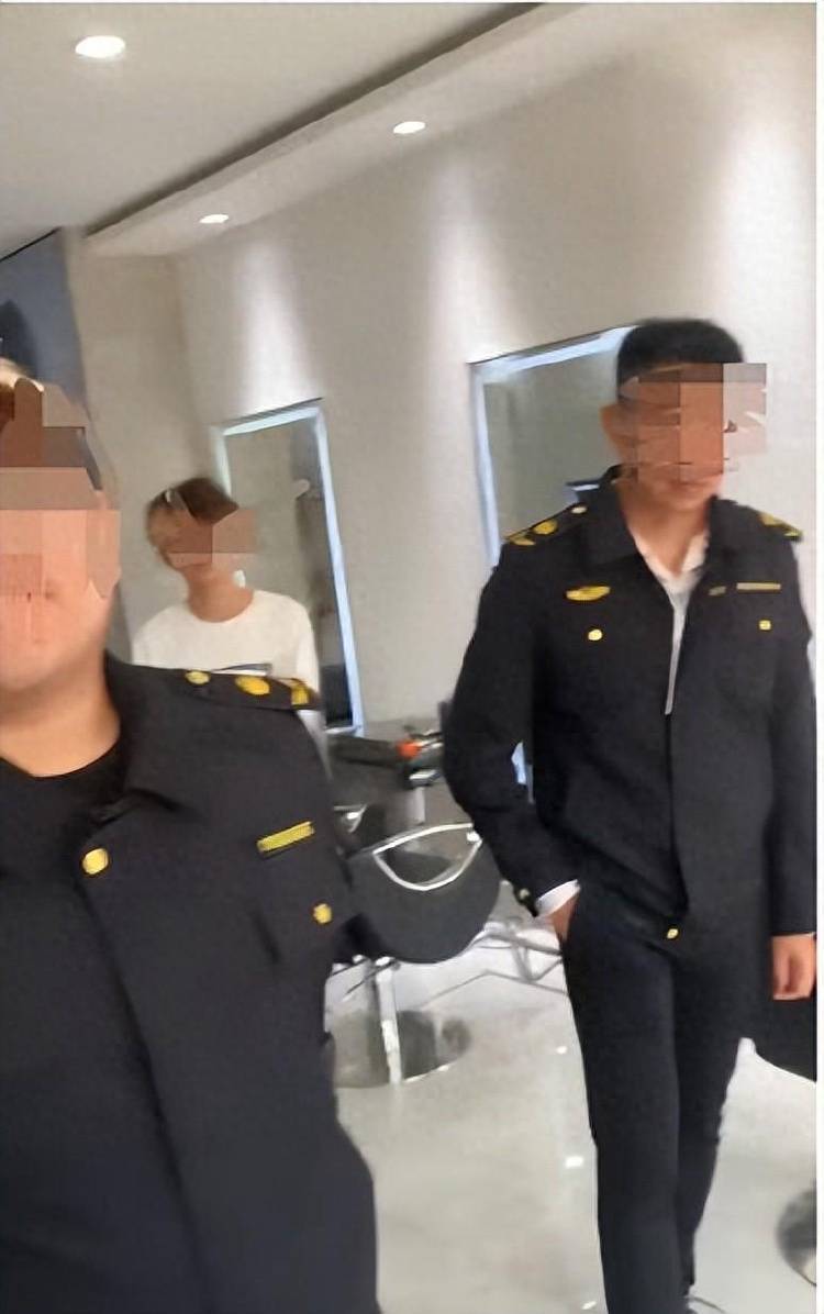 河北一理发店“空气检测不达标”被罚千元，店主称曾交钱未检就拿报告