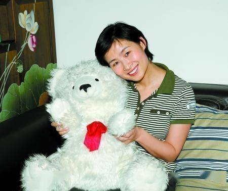 中国第一位女航天员刘洋,返回地面后为何销声匿迹?现在过得如何_成为了_训练_宇宙