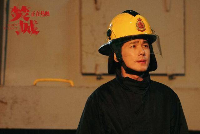观众直言“大尺度，过瘾”！口碑大片《焚城》五大看点