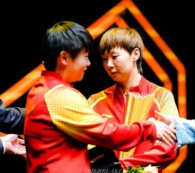 遗憾!王曼昱退出亚锦赛,李隼发声,家中变故,机场路上接到电话