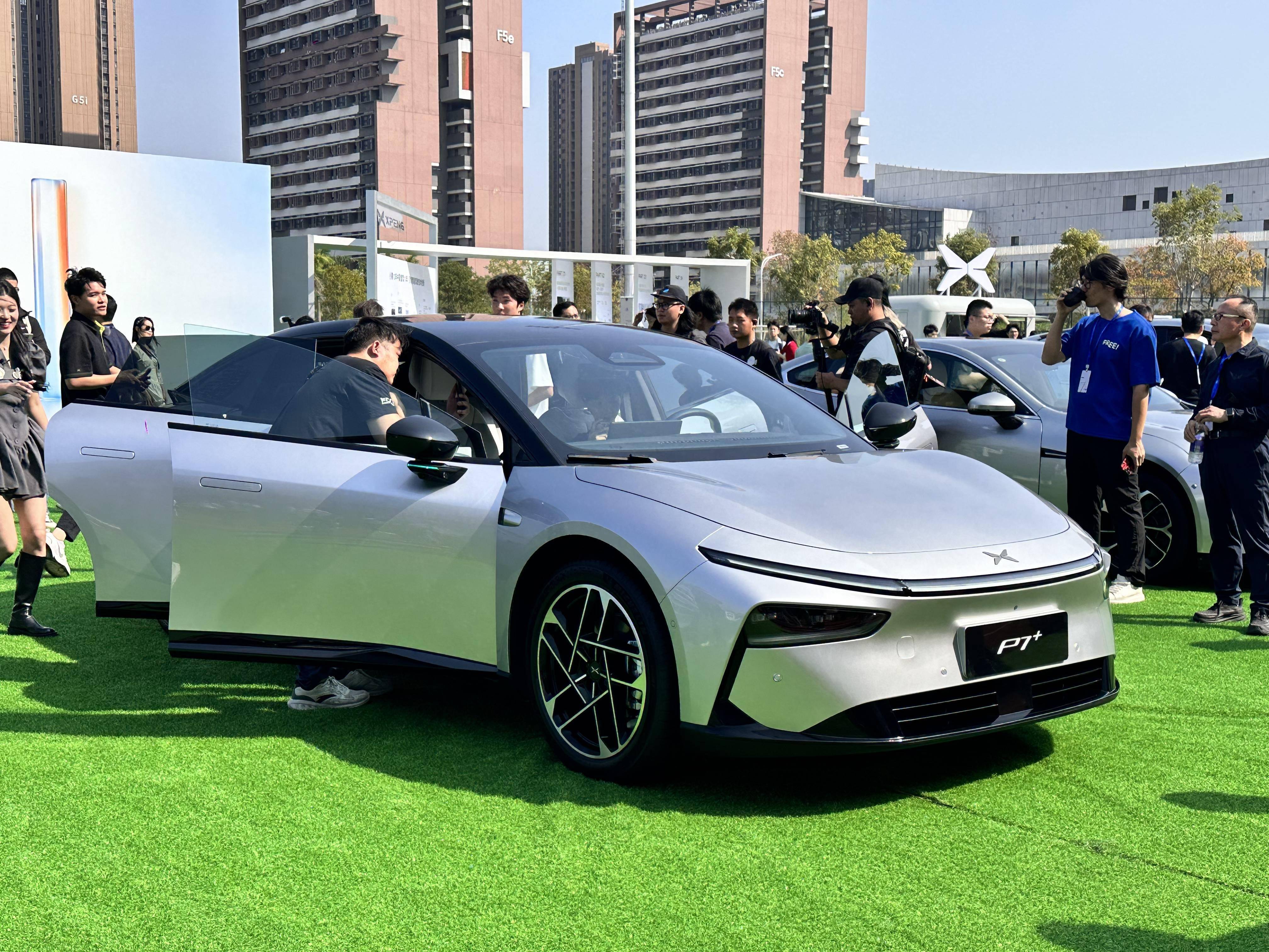 68-21.88万元 小鹏p7 正式上市