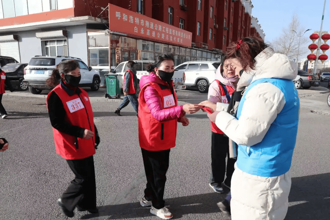 健身如火如荼全国老年人健步走大联动(乌兰察布市分会场)暨察右后旗