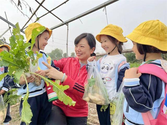 合肥市双岗幼儿园党支部书记、园长余冬梅入选2023年度合肥市领军人才计划