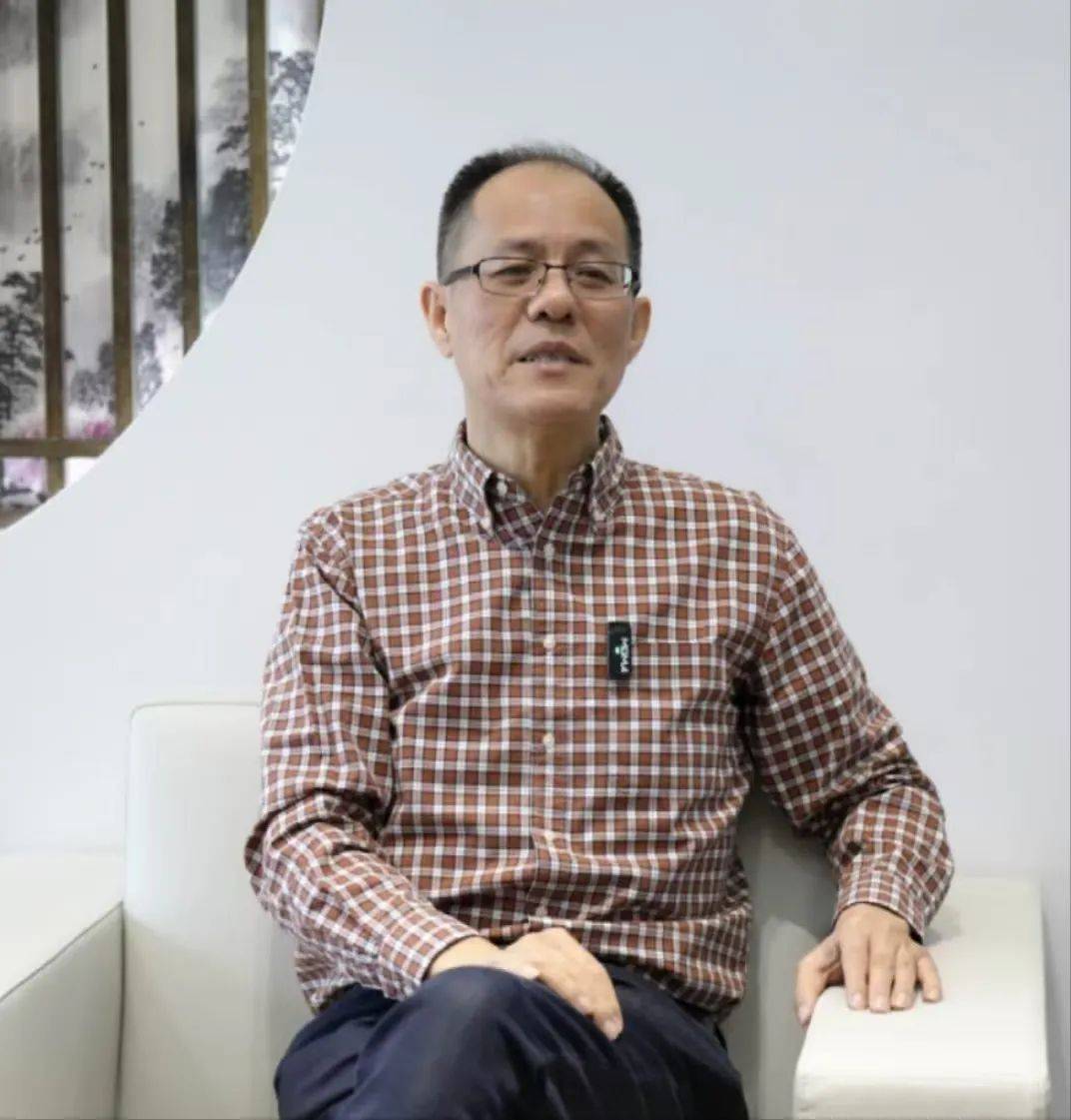 评论家：刀郎抓住了圈子文化等不良现象