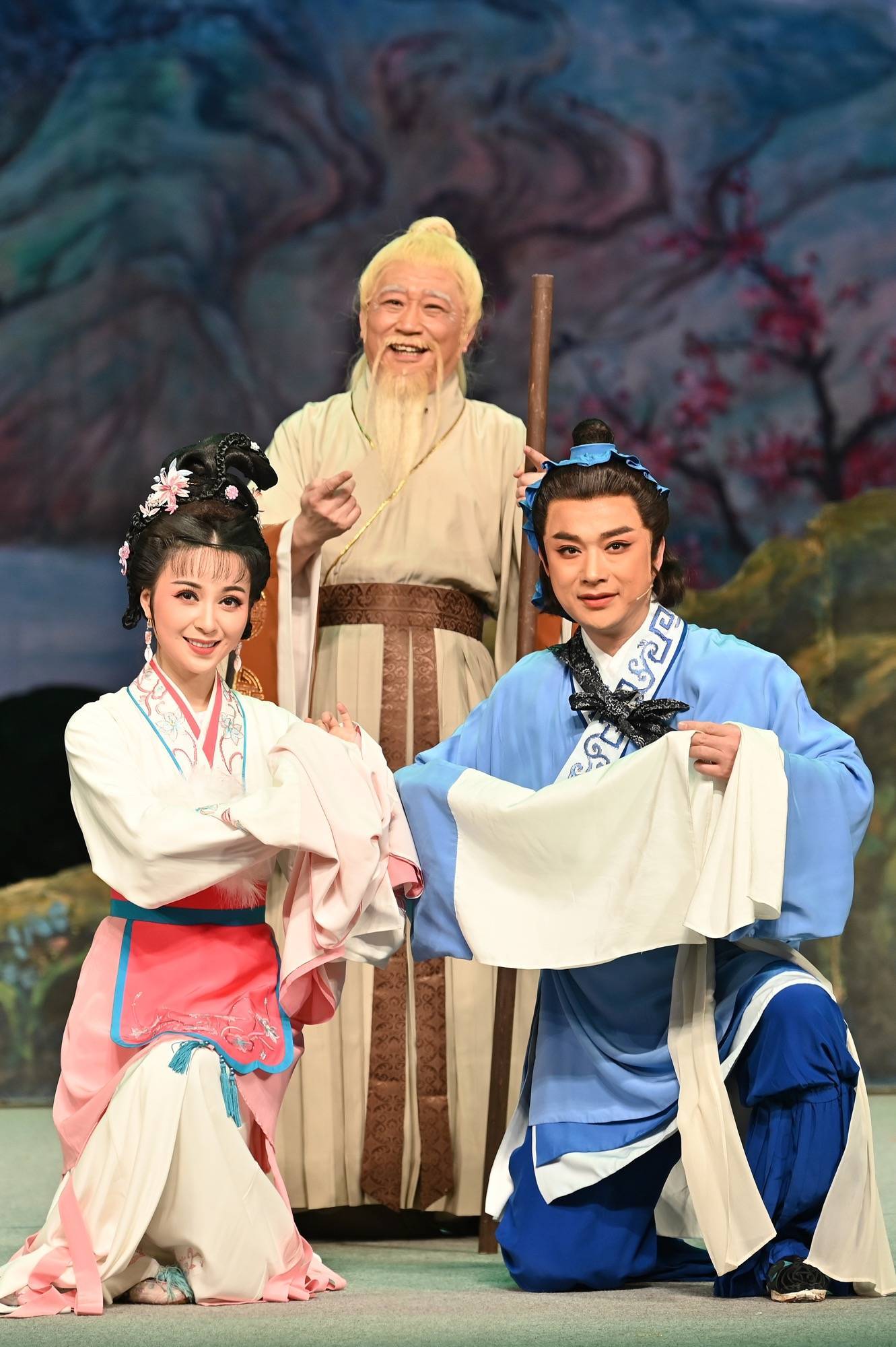 老乞丐和仙姬