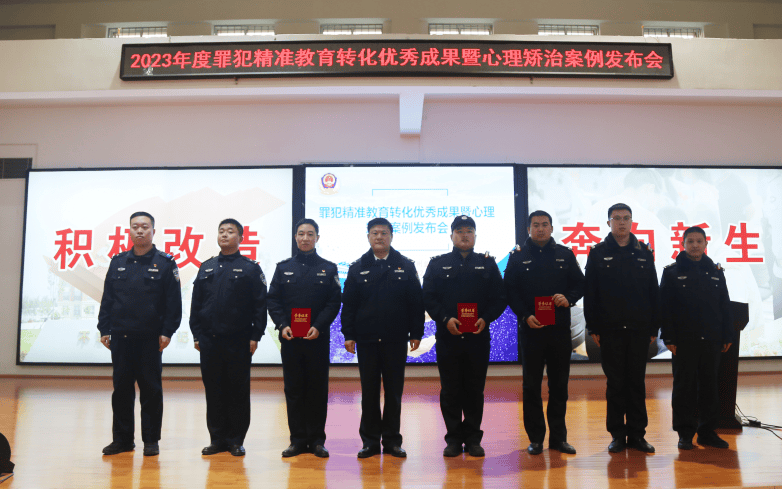 建强监区"党小组" 做实监狱基层基础"大文章"