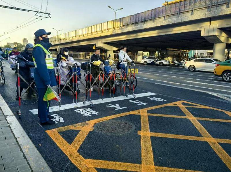 北京已有130余處路口試點(diǎn)“非機(jī)動(dòng)車停止線”后移