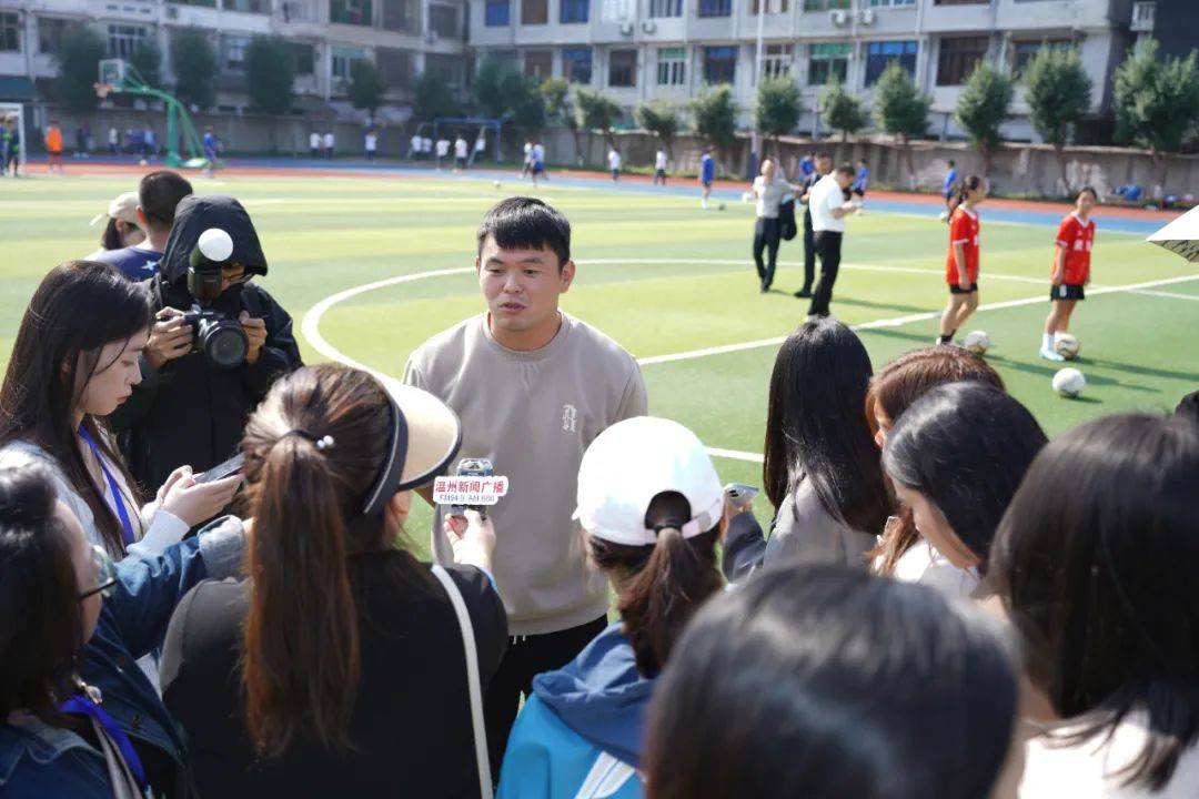 2.苍南县灵溪镇第二中学1.