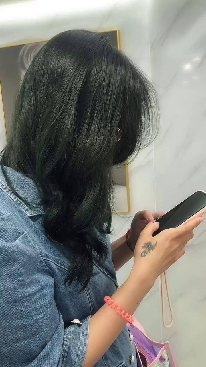 墨绿色 佛山染发 佛山发型设计文强