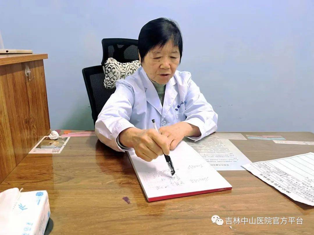 关于回龙观医院检查陪护加挂号慢病定期复查，专人陪同跟进的信息