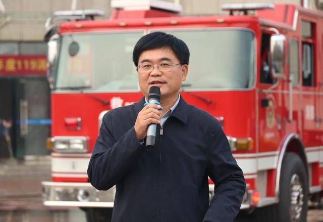 青岛市教育局副局长履新