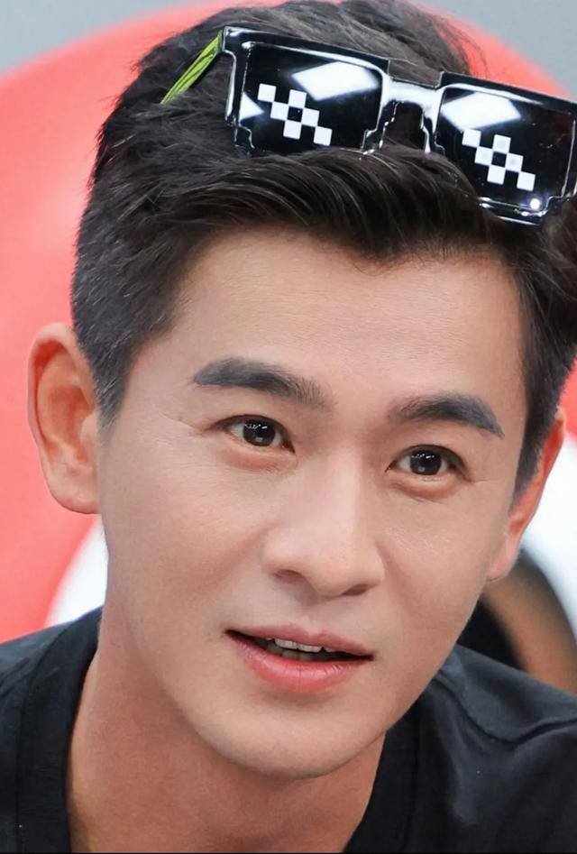 不得不说45岁的乔振宇是真的帅