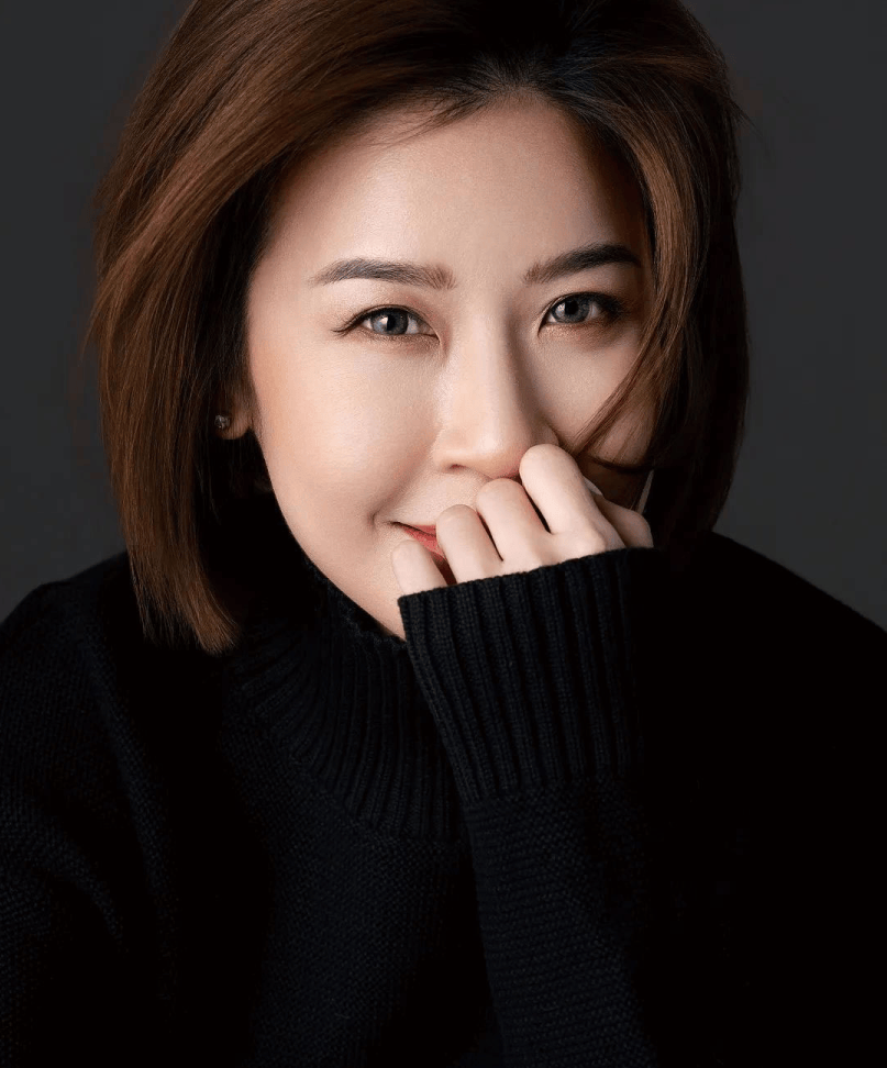 人物丨以歌会友,以声传情——访歌手陈洁丽