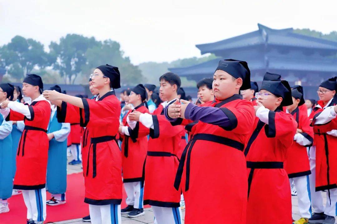 尊师重教 明理立志