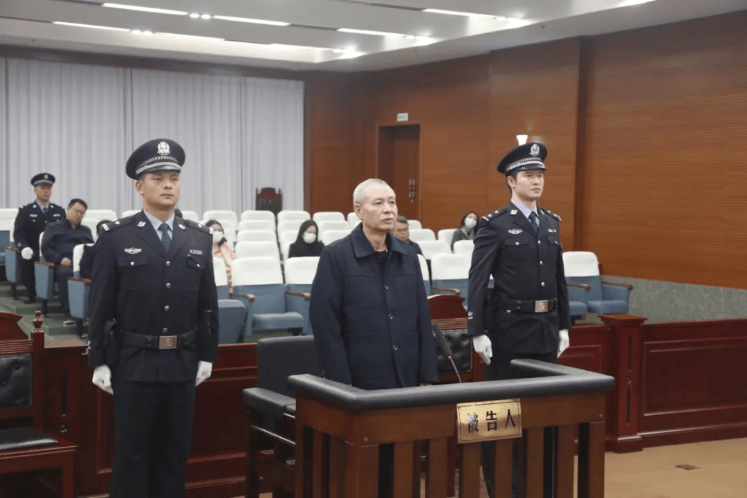受贿9031万！广西交通运输厅原厅长陈鸿起被判无期