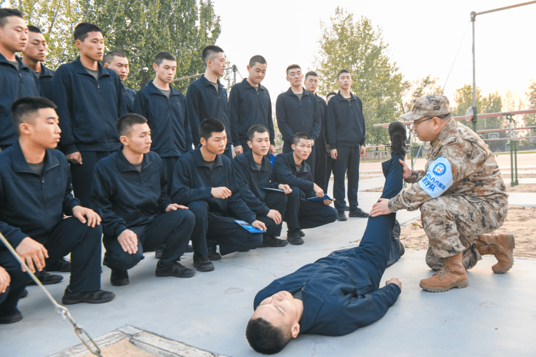 武警總醫(yī)院陪診幫忙，專業(yè)服務引領健康之路！的簡單介紹
