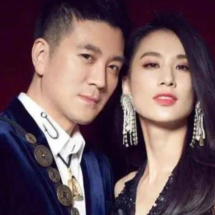 杨子大哥承认杨子黄圣依在演：大家相信了说明演得好_直播_新闻_周立
