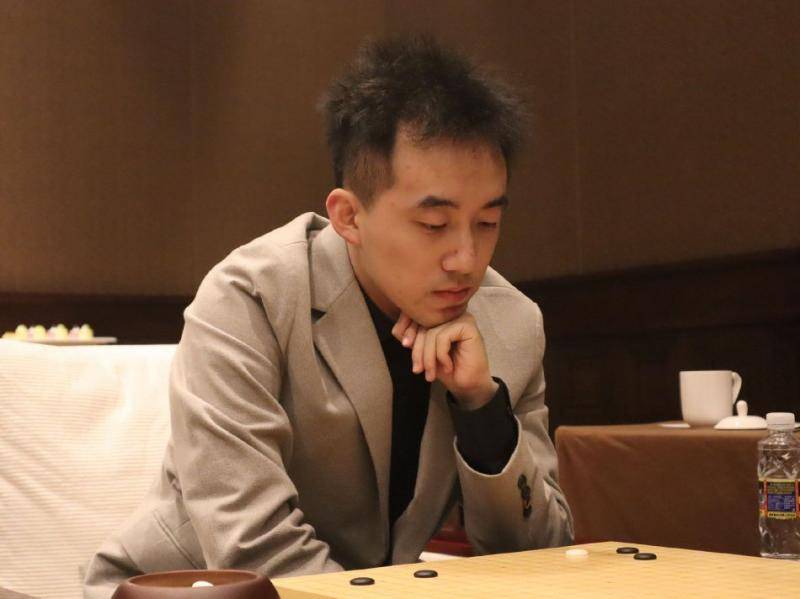 春兰杯 | 杨楷文力擒卞相壹 将与朴廷桓进行三番棋决赛