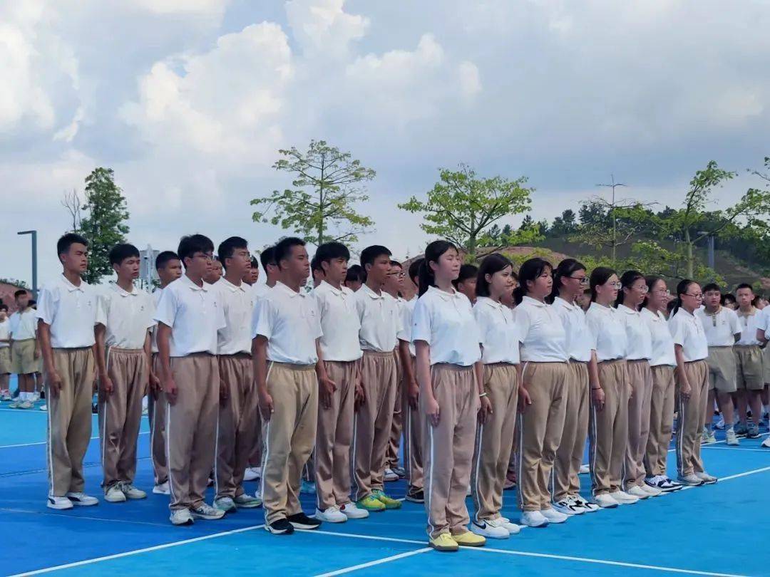 梧州市思中高级中学图片