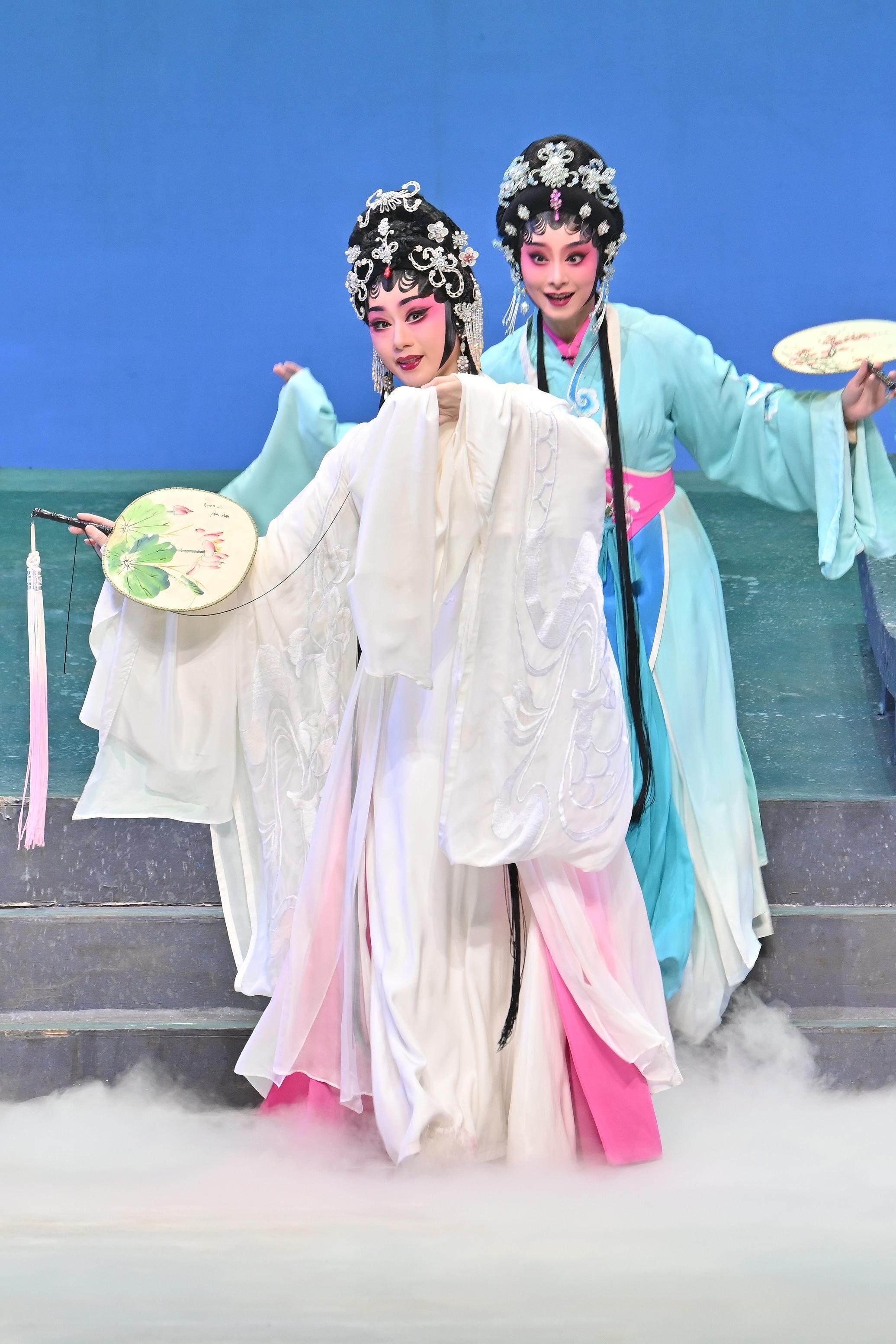 一剧十年,《白蛇传·情》解锁粤剧"青春密码"