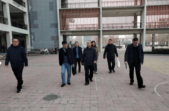 山东省教科院副院长曾庆伟携研究团队莅临莘县莘州中学调研