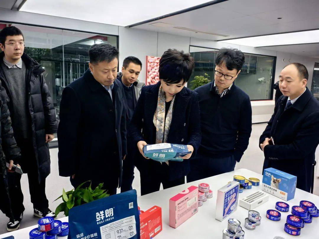 通威集团管亚梅董事长一行赴河南,山东多家公司考察交流