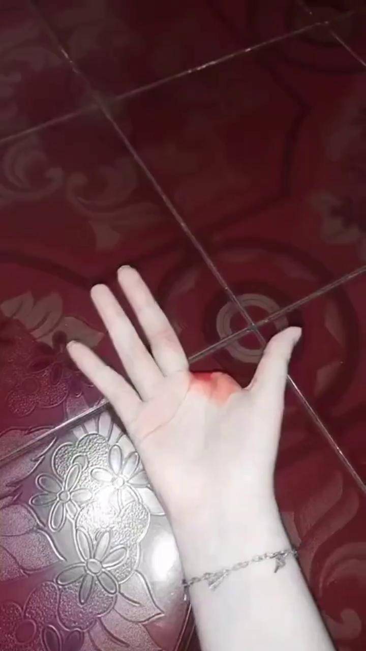 你能做出这手势吗? 全抖音都在练手指 内容启发搜索