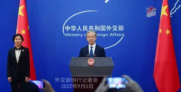 华春莹卸任外交部发言人!毛宁履新职 华春莹卸任外交部发言人!毛宁履新职