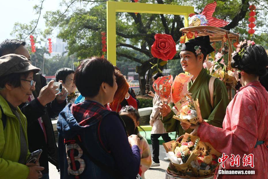 2果博平台025广州水上花市启动 重现昔日水上花墟盛景(图3)