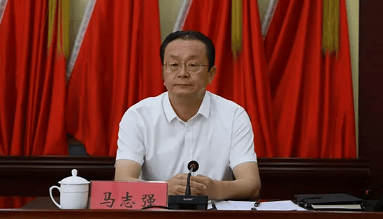 当过市委副秘书长、区委书记，马志强侵害群众利益，干涉群众生产经营自主权