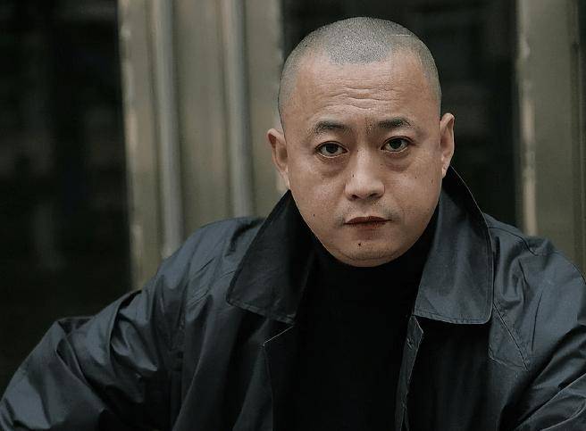 王宝德也没有辜负导演的期望,凭借出色的表演,成功塑造了封彪这个经典