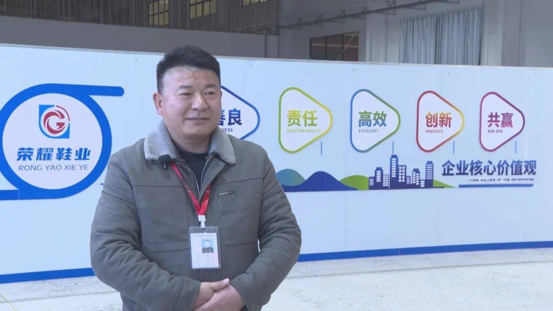 安仁产业开发区管委会副主任 谭志鹏:安仁产业开发区利用"五包"服务