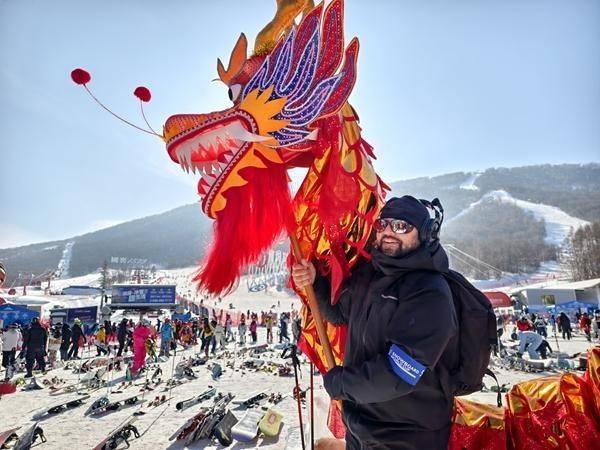 春节“互换旅游” 中外游客乐享中国年 -华闻时空