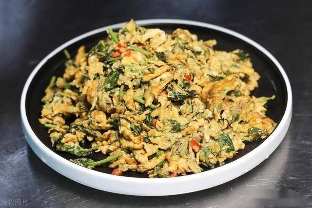 香椿：春菜之王的美味烹饪法 香椿的独特魅力：三种烹饪方式全解析