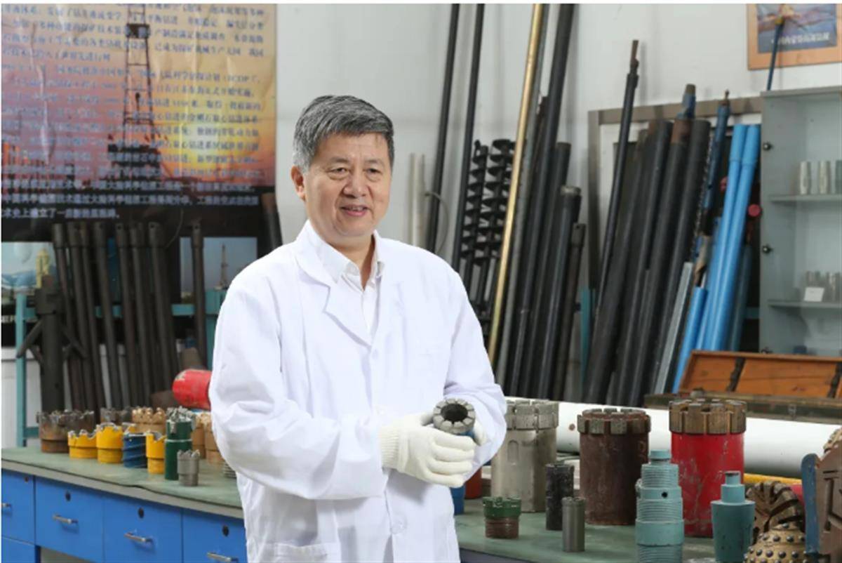 极目政情丨孙友宏院士履新，任东南大学校长，系我国地质工程学科带头人之一