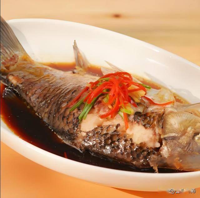 雨水时节，养生美食大赏，雨水节气：美食与养生的完美结合