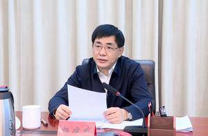 杨建武主持召开市委理论学习中心组学习(扩大)会议_发展_现代化的_白银市